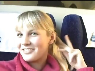 Hot Copulation On A Train - Point Of View Hookup