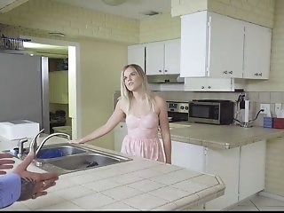 Petite Stepsister Aria Banks Fucked Hard And Packed Up